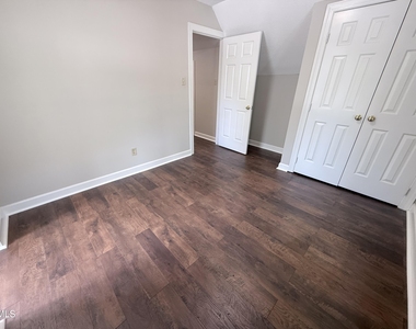 2900 Broadlands Drive - Photo Thumbnail 51