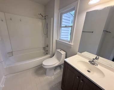2900 Broadlands Drive - Photo Thumbnail 31