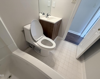 2900 Broadlands Drive - Photo Thumbnail 55