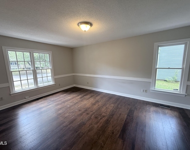 2900 Broadlands Drive - Photo Thumbnail 34