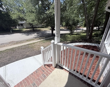 2900 Broadlands Drive - Photo Thumbnail 20