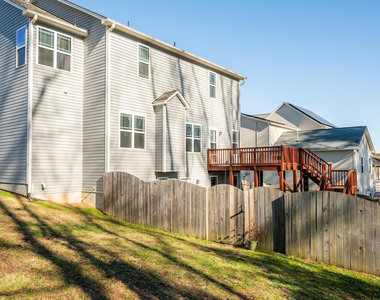 224 Colson Drive - Photo Thumbnail 2