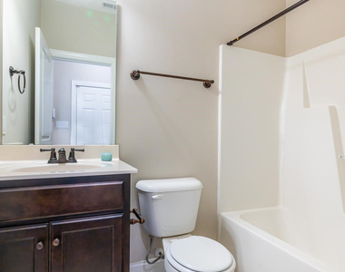 224 Colson Drive - Photo Thumbnail 11