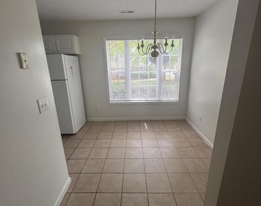 2411 Vancastle Way - Photo Thumbnail 3