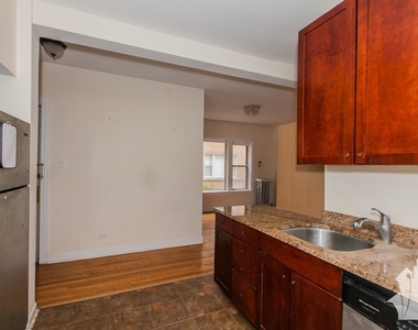 1946 W Leland Ave - Photo Thumbnail 3