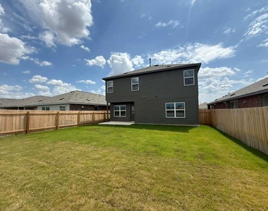 109 Imola St - Photo Thumbnail 28
