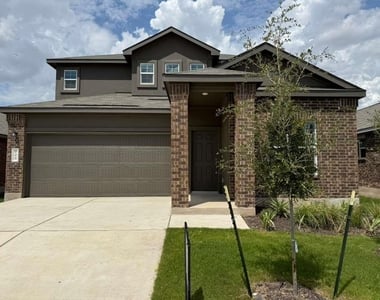 109 Imola St - Photo Thumbnail 1