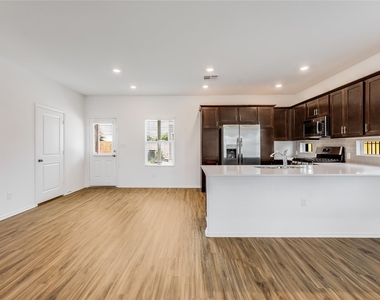 1545 Cobblecrest Ln - Photo Thumbnail 8