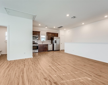 1545 Cobblecrest Ln - Photo Thumbnail 32