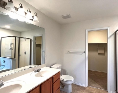 813 Oatmeal Dr - Photo Thumbnail 7
