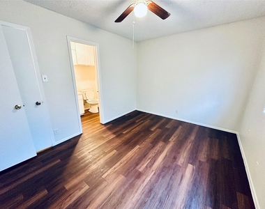 12505 Turtle Rock Rd - Photo Thumbnail 15
