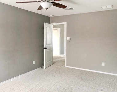 1649 Bovina Dr - Photo Thumbnail 24