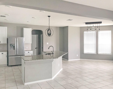 1649 Bovina Dr - Photo Thumbnail 3