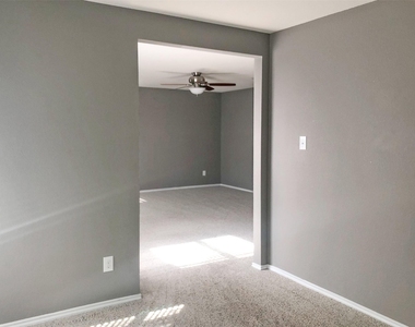 1649 Bovina Dr - Photo Thumbnail 19