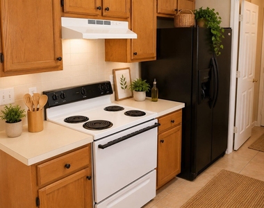 902 Quartz Ct - Photo Thumbnail 6