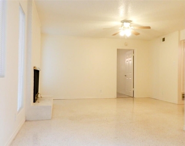 3713 Meredith St - Photo Thumbnail 14