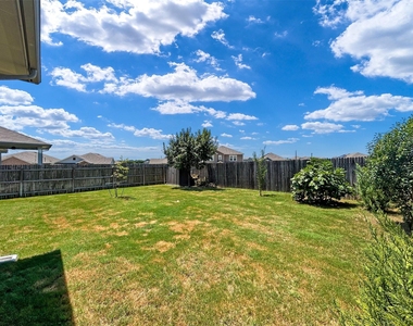 558 Bridgestone Way - Photo Thumbnail 30