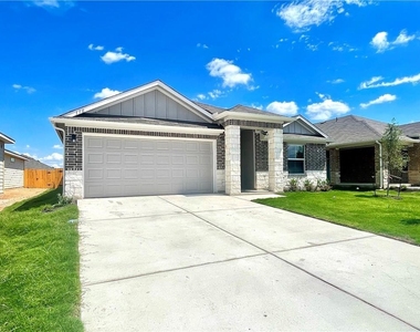 110 Krause Springs Dr - Photo Thumbnail 1