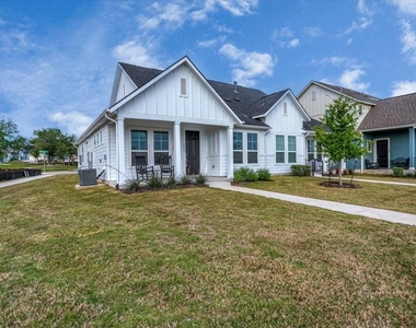 125 Harborside Dr - Photo Thumbnail 23