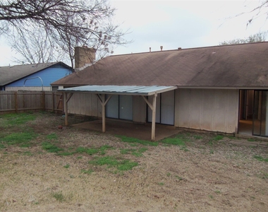 11506 Murcia Dr - Photo Thumbnail 7