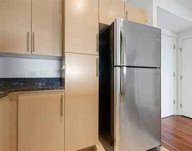 54 Rainey St - Photo Thumbnail 7