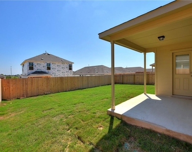 21413 Wilmiller Ln - Photo Thumbnail 15