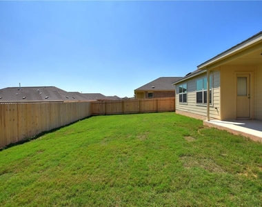 21413 Wilmiller Ln - Photo Thumbnail 28