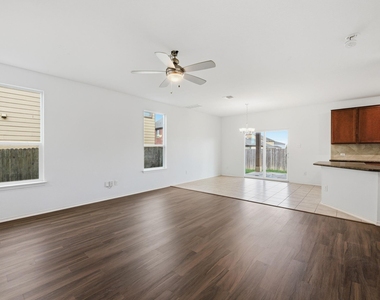 13535 Abraham Lincoln St - Photo Thumbnail 2