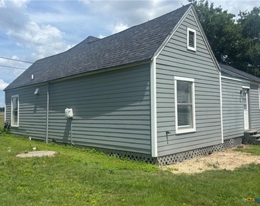 1333 Main St - Photo Thumbnail 10