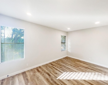 3506 Larchmont Cv - Photo Thumbnail 12