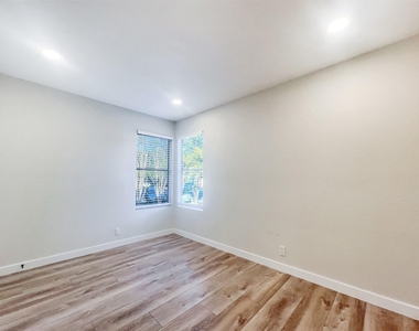 3506 Larchmont Cv - Photo Thumbnail 7