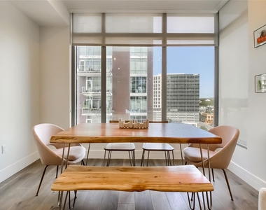 501 West Ave - Photo Thumbnail 4