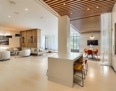501 West Ave - Photo Thumbnail 26