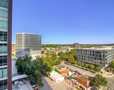 501 West Ave - Photo Thumbnail 29