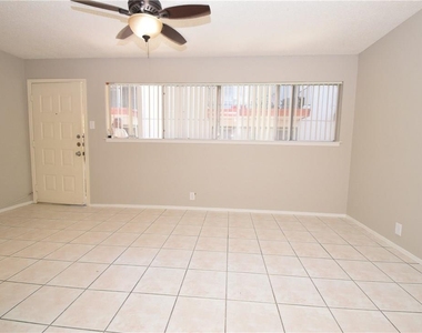 2404 Longview St - Photo Thumbnail 11