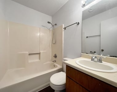 2010 Alex Ave - Photo Thumbnail 15