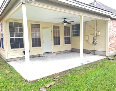 13220 Villa Park Dr - Photo Thumbnail 2