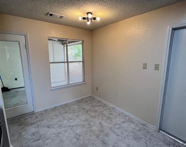16202 Edgerly Ct - Photo Thumbnail 13
