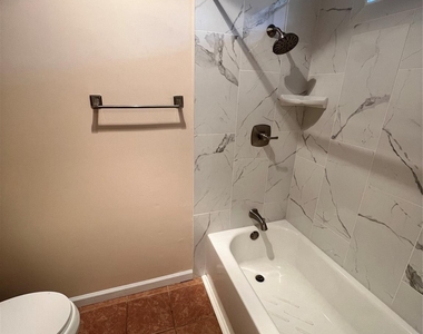 16202 Edgerly Ct - Photo Thumbnail 24