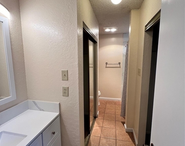 16202 Edgerly Ct - Photo Thumbnail 21