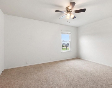 1121 Sweet Gum Dr - Photo Thumbnail 26