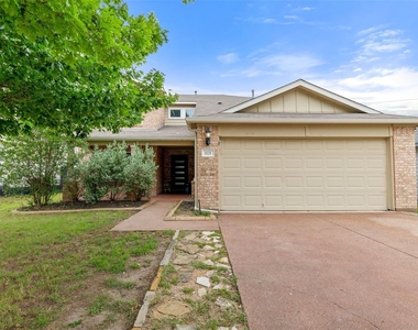 1121 Sweet Gum Dr - Photo Thumbnail 1