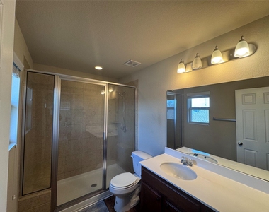 321 Callahan Ln - Photo Thumbnail 26
