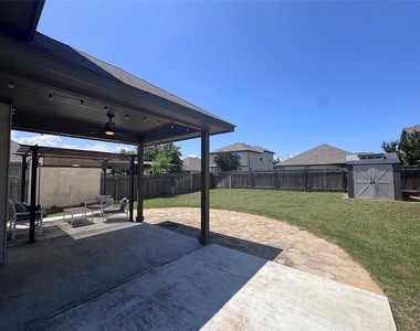 321 Callahan Ln - Photo Thumbnail 32