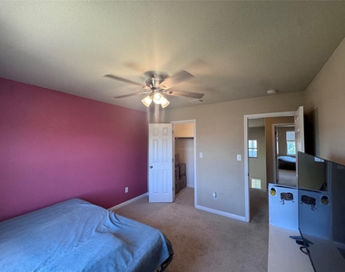 321 Callahan Ln - Photo Thumbnail 20