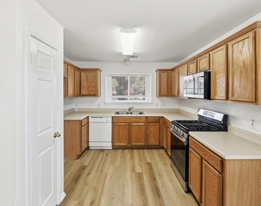 332 Wetzel - Photo Thumbnail 11