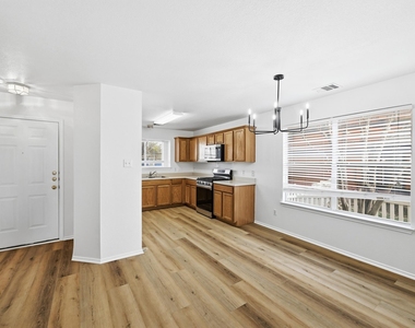 332 Wetzel - Photo Thumbnail 8