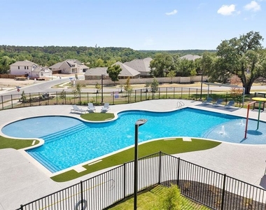 609 Silent Creek Cv - Photo Thumbnail 39