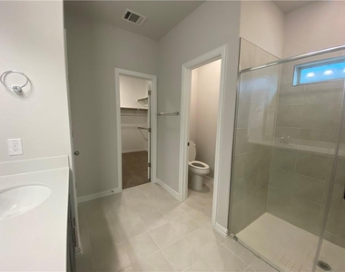 609 Silent Creek Cv - Photo Thumbnail 19