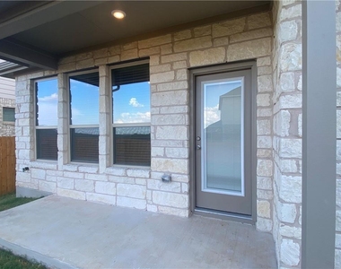 609 Silent Creek Cv - Photo Thumbnail 31